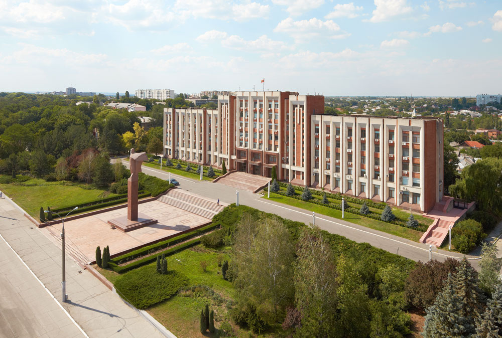 Здание Верховного Совета